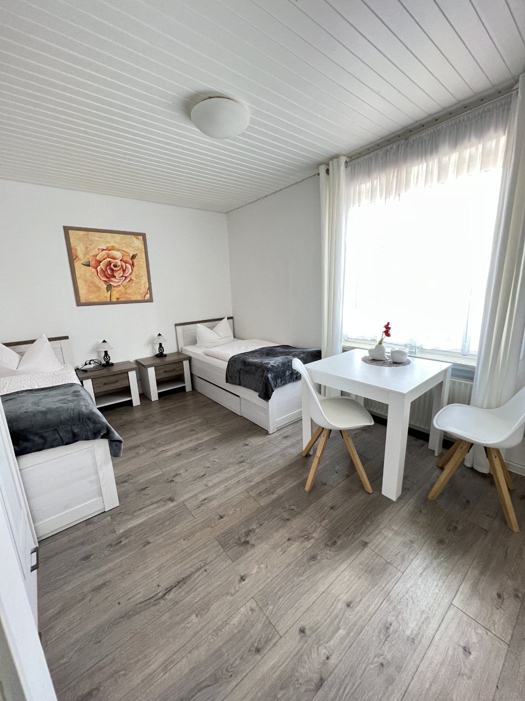 Economy-Zimmer mit Doppelbett oder zwei Einzelbetten